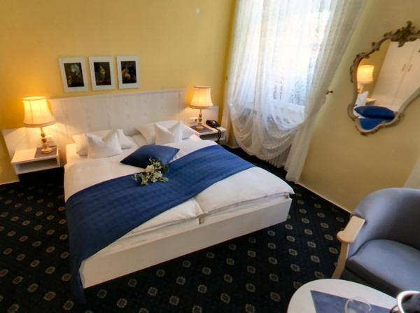 Hotel-Restaurant Drei Hasen Michelstadt Extérieur photo